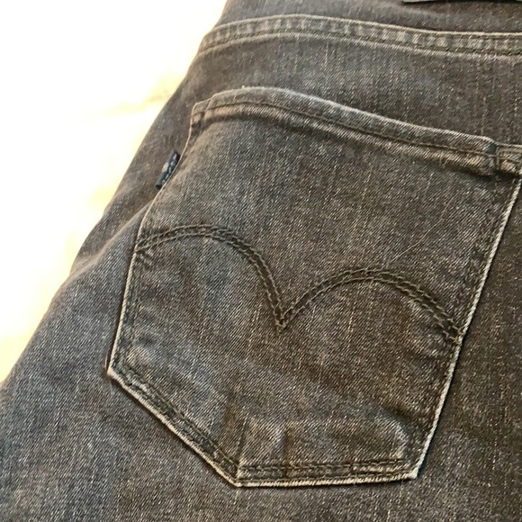 Levi’s - Picture 4 of 5